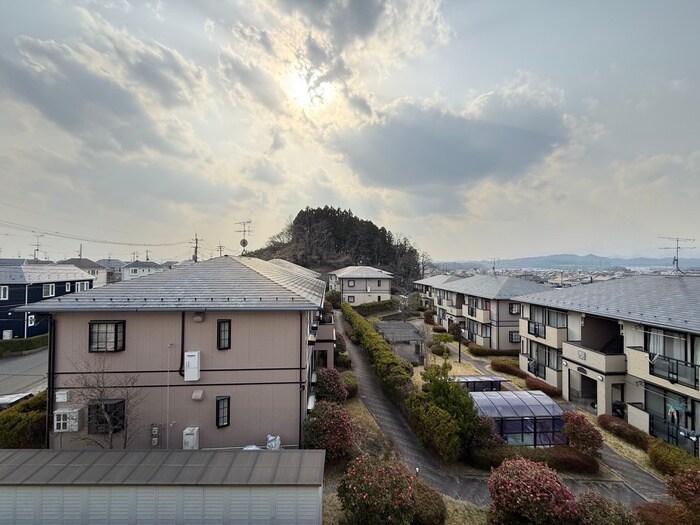 物件内観写真15　(室内からの展望)