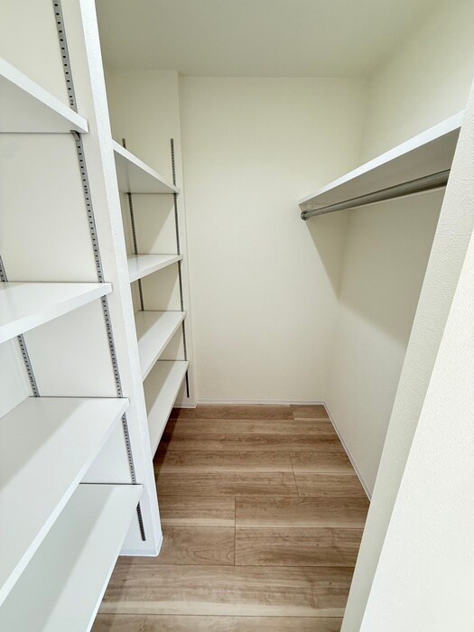 物件内観写真16　(収納)