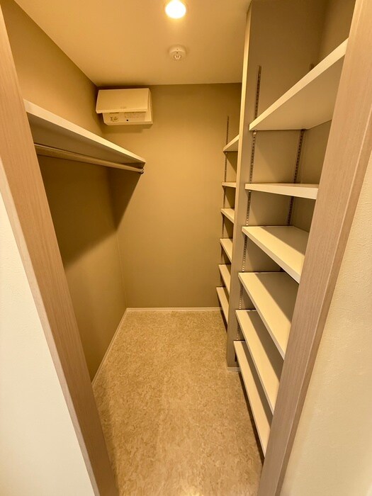 物件内観写真17　(収納)