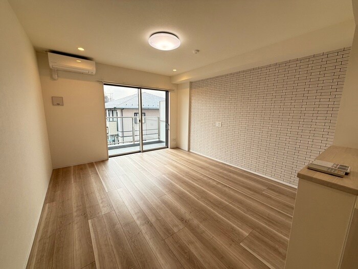 物件内観写真19　(居室)