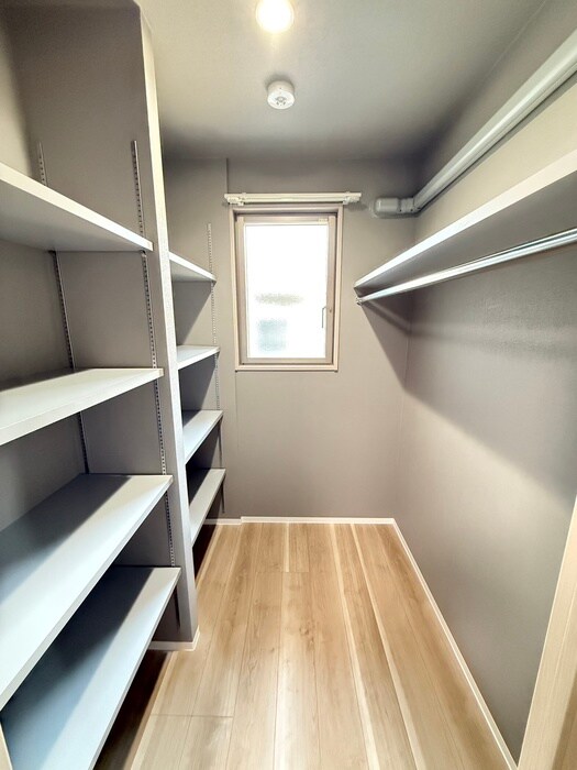 物件内観写真20　(収納)