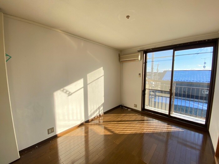 物件内観写真7　(居室)