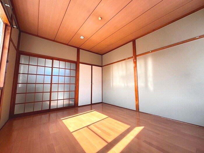 物件内観写真10　(居室)