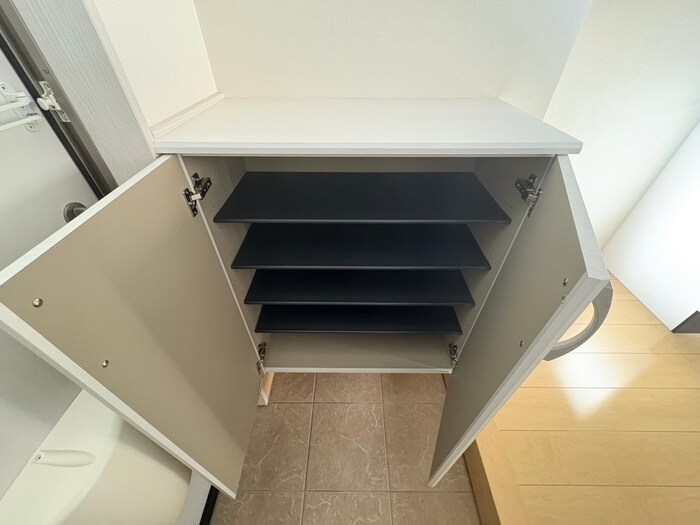 物件内観写真17　(靴箱)