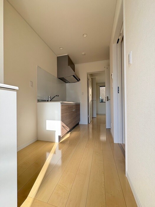 物件内観写真18　(廊下)