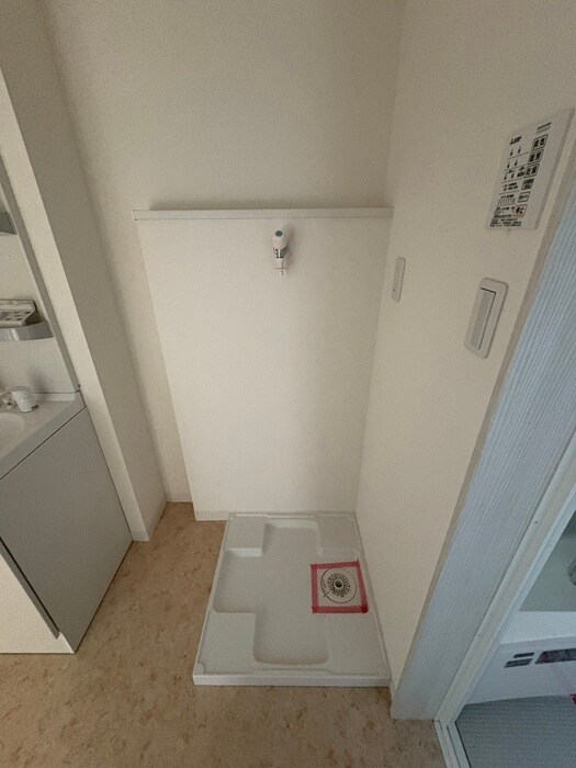 物件内観写真20　(洗濯機置場)