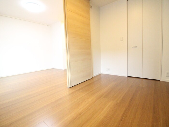 物件内観写真9　(居室)