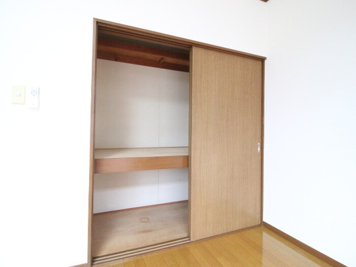 物件内観写真9　(収納)