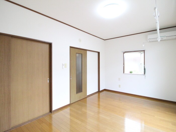 物件内観写真17　(居室)