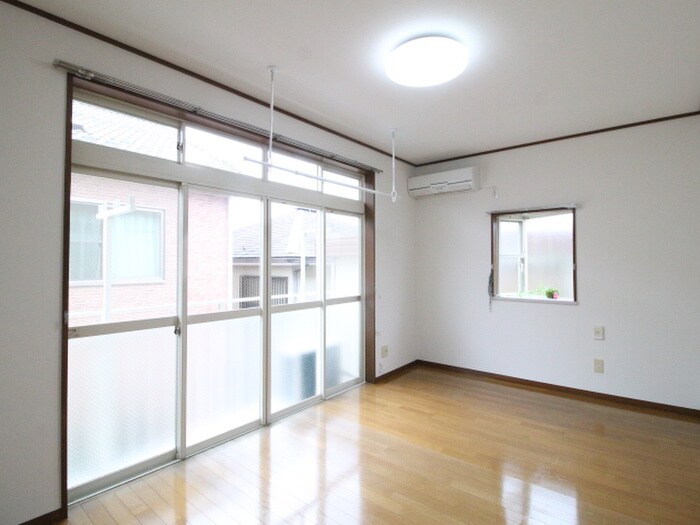 物件内観写真18　(居室)