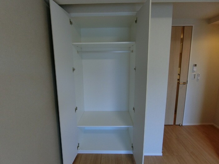 物件内観写真11　(収納)