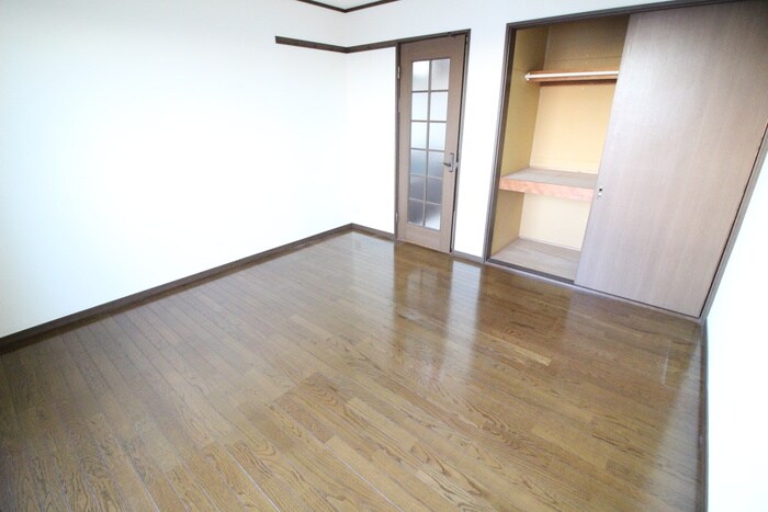 オ－レ東仙台Ⅱの居室