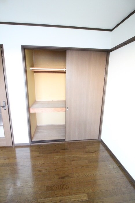 物件内観写真9　(収納)