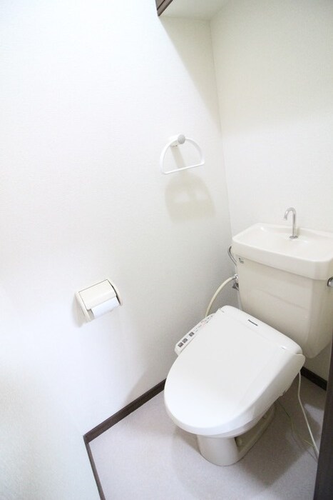 物件内観写真12　(トイレ)