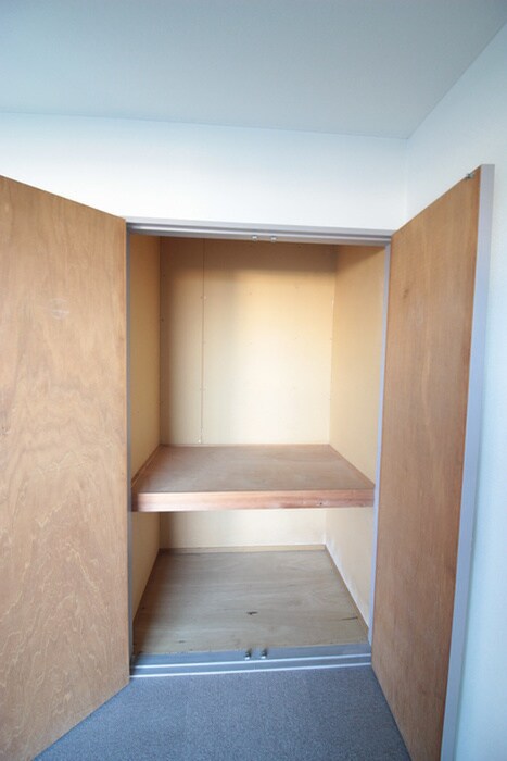物件内観写真10　(収納)