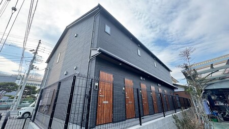 ペシュールⅥ外観写真