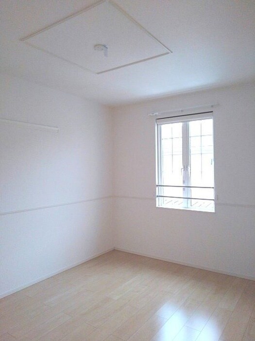 物件内観写真15　(居室)