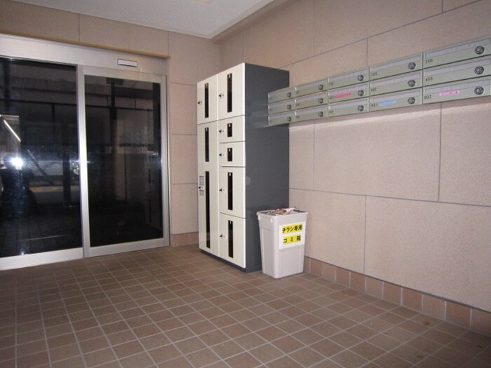 物件外観写真6　(建物設備)