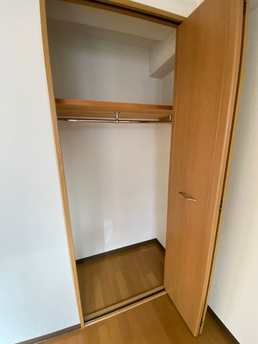 物件内観写真11　(収納)