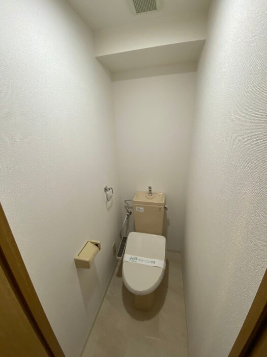 物件内観写真14　(トイレ)