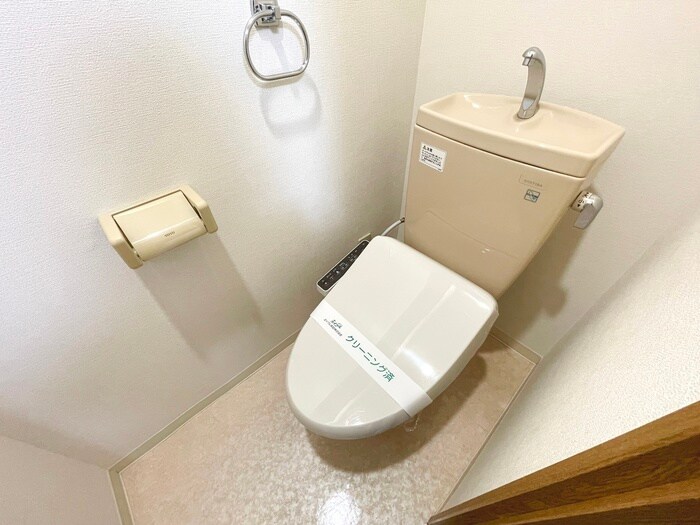 物件内観写真15　(トイレ)