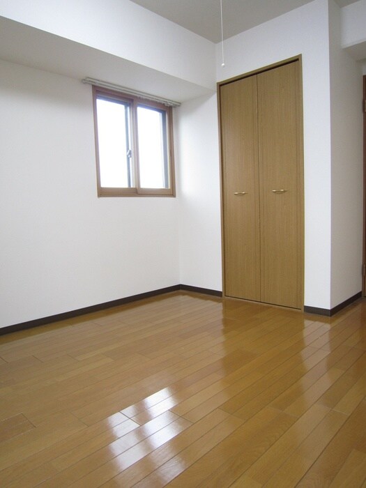 物件内観写真16　(廊下)