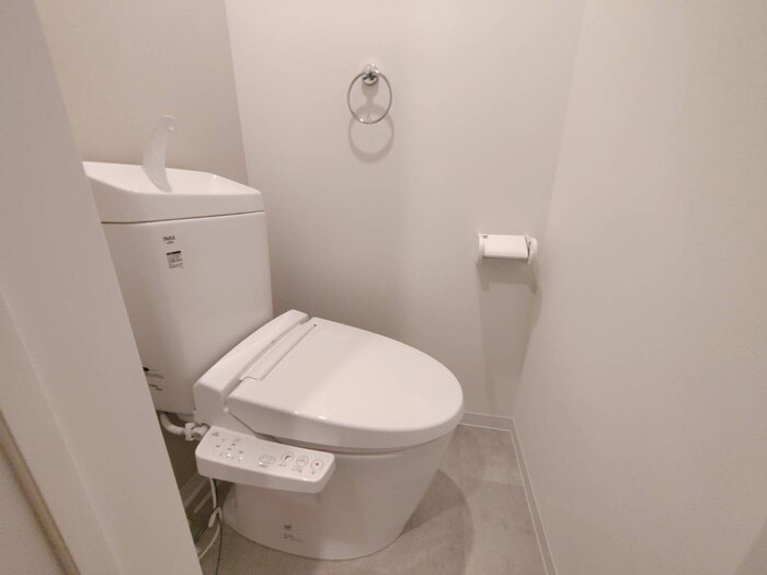 物件内観写真14　(トイレ)