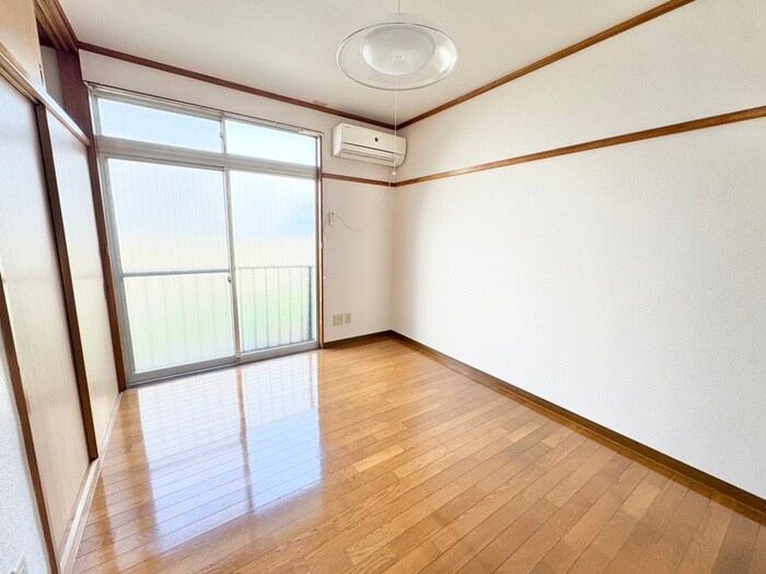 物件内観写真6　(居室)