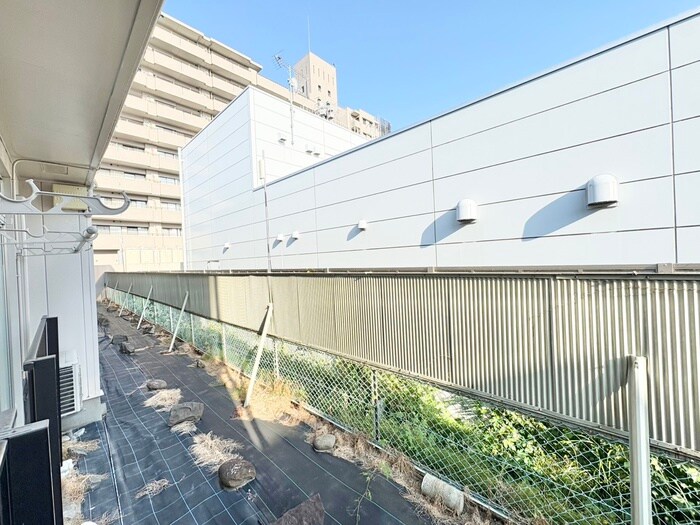 物件内観写真18　(室内からの展望)