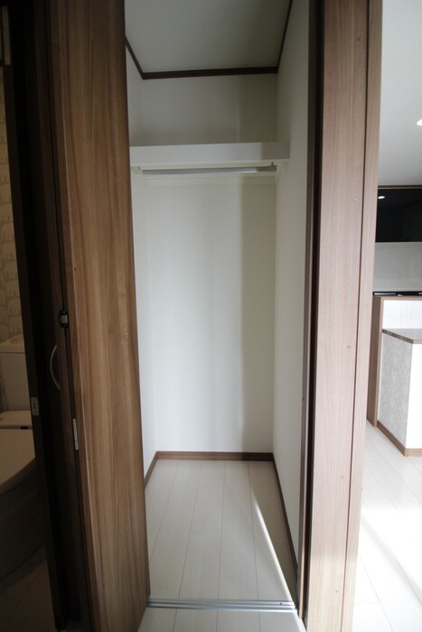 物件内観写真16　(収納)