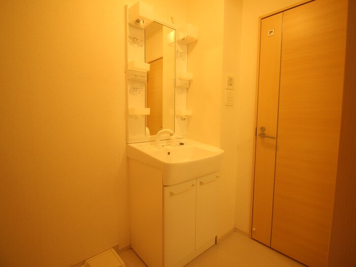 物件内観写真10　(洗面)