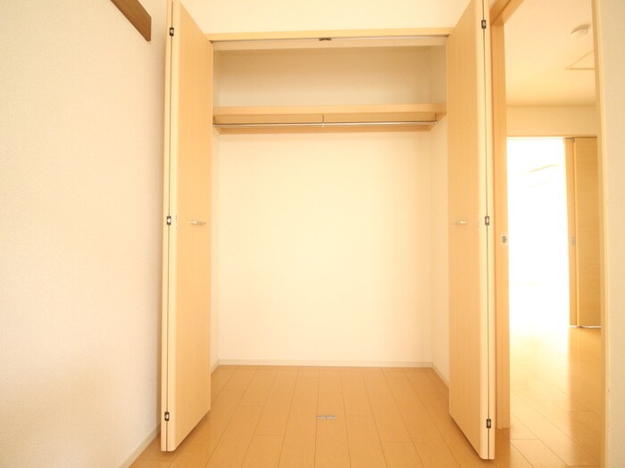 物件内観写真11　(収納)