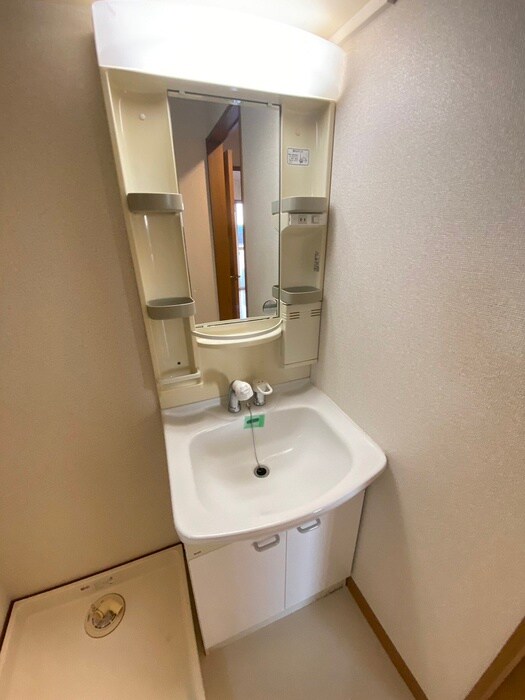 物件内観写真12　(洗面)