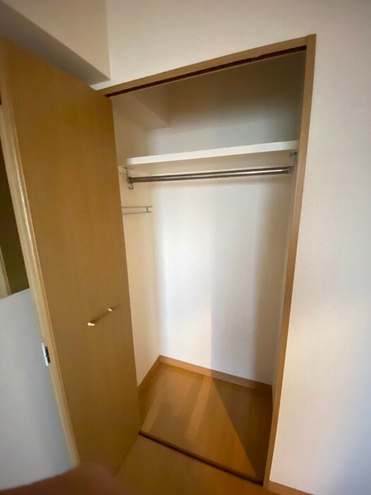 物件内観写真13　(収納)