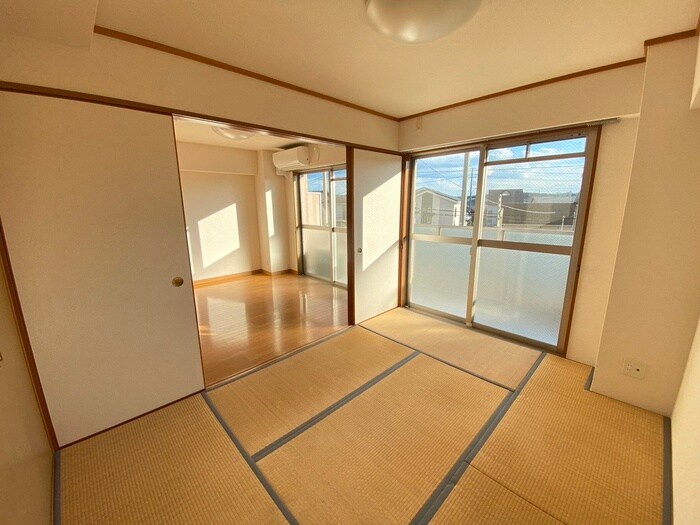 物件内観写真18　(居室)