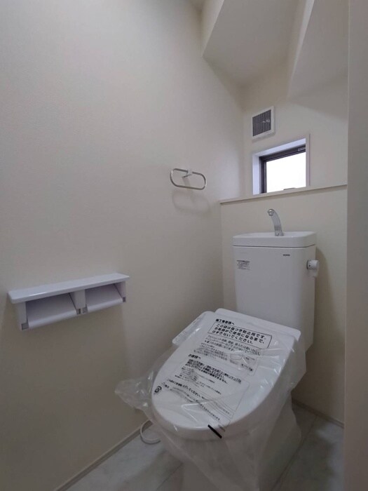 物件内観写真9　(トイレ)