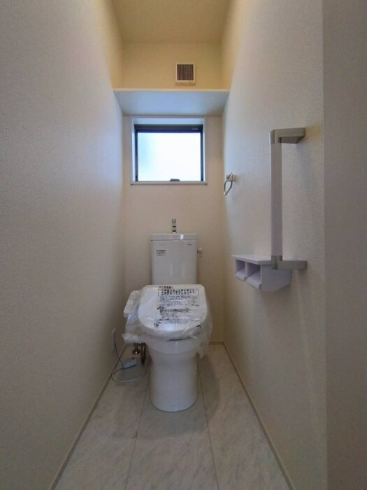 物件内観写真17　(トイレ)