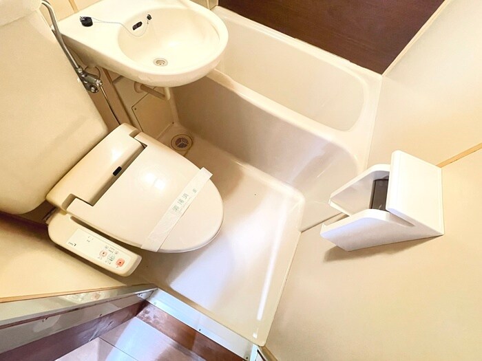 物件内観写真14　(トイレ)