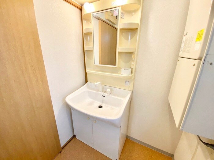 物件内観写真11　(洗面)