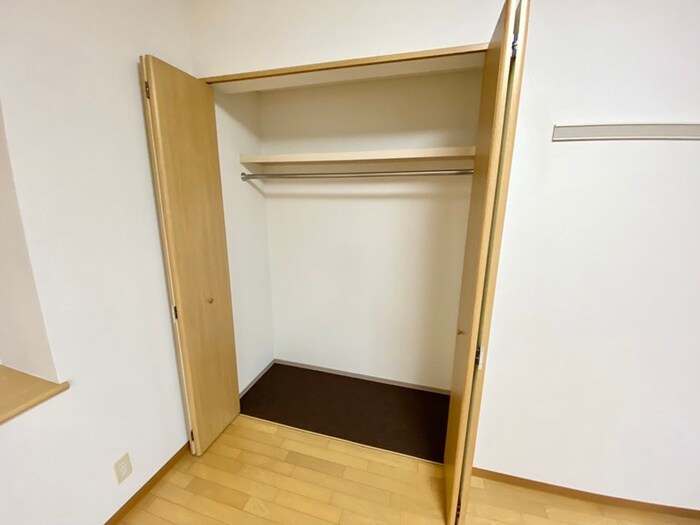 物件内観写真17　(収納)
