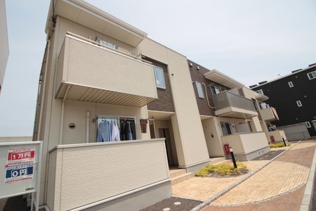 アルカンシェルB棟外観写真