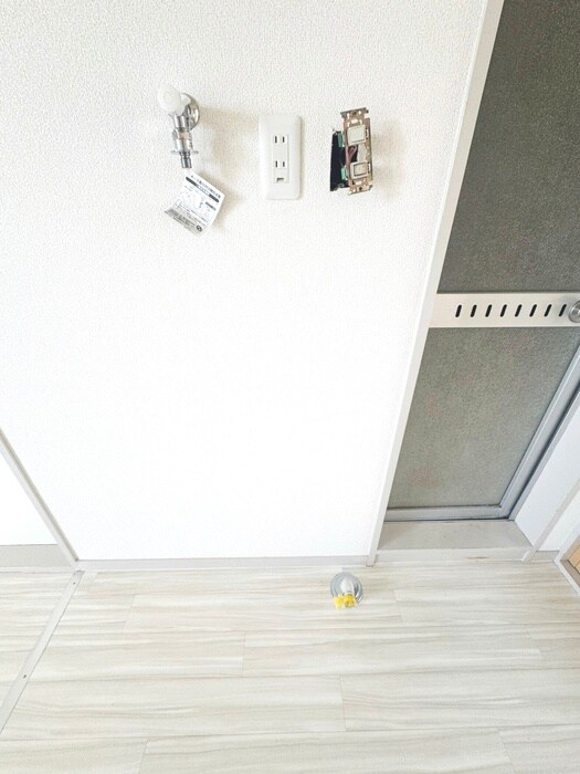 物件内観写真9　(洗濯機置場)