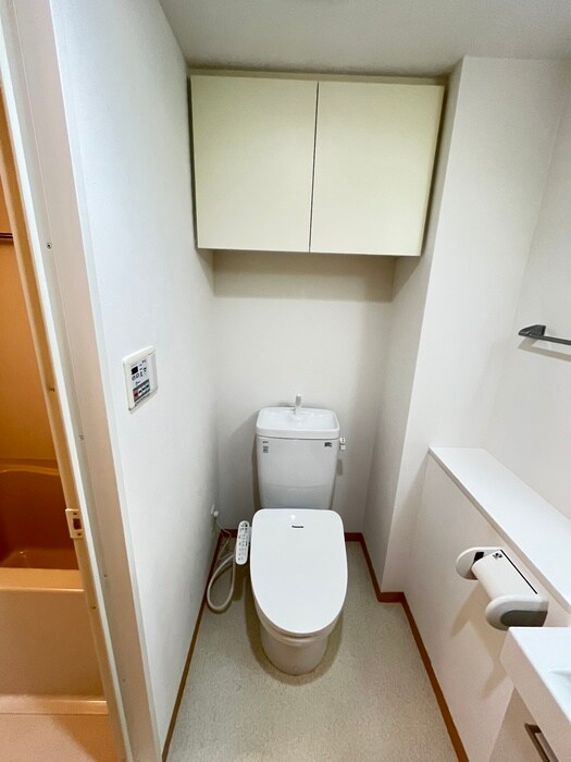 物件内観写真14　(トイレ)