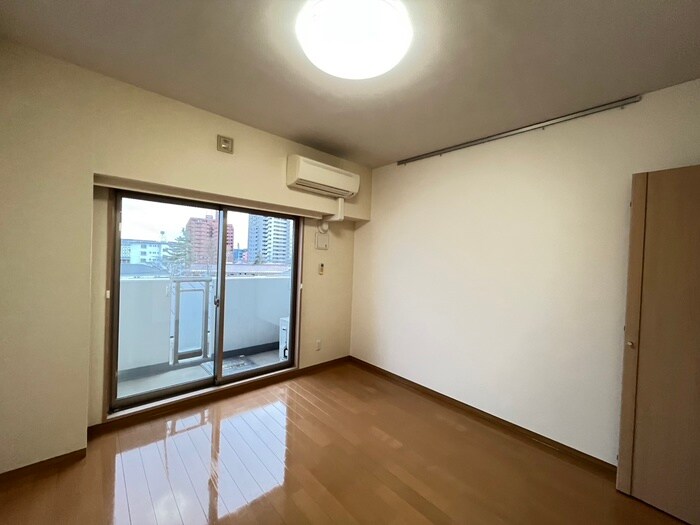 物件内観写真22　(居室)