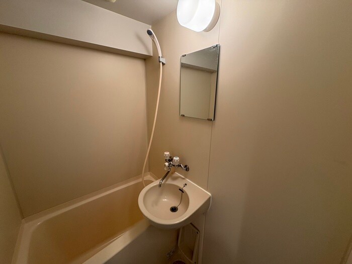 物件内観写真12　(洗面)