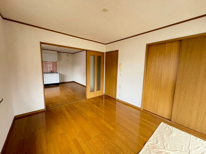 物件内観写真8　(居室)