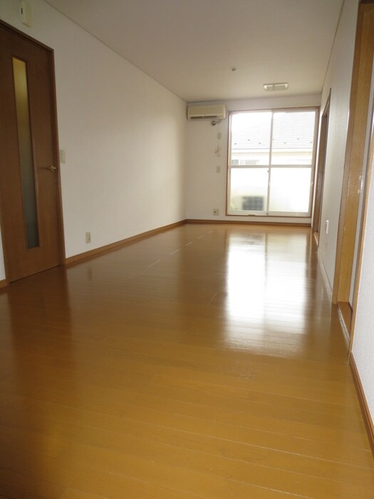 物件内観写真9　(居室)