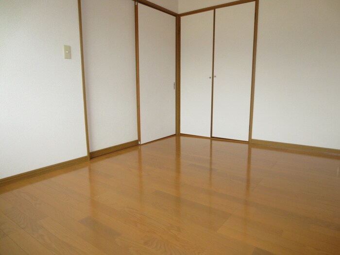 物件内観写真11　(居室)