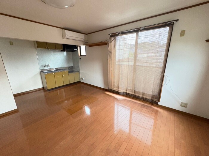 物件内観写真8　(居室)