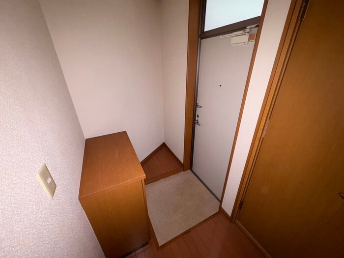 物件内観写真20　(玄関)